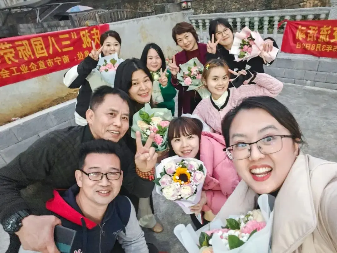 春山如黛，心路如歌-天緣綠參加南寧市企聯三八婦女節活動手記